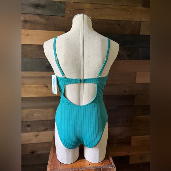 NWT Women's Freshwater O-Ring V Neck One-Piece Swimsuit - Picture 8 of 11